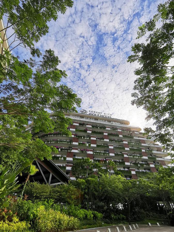 Forest City Golf Hotel Nusajaya  Esterno foto