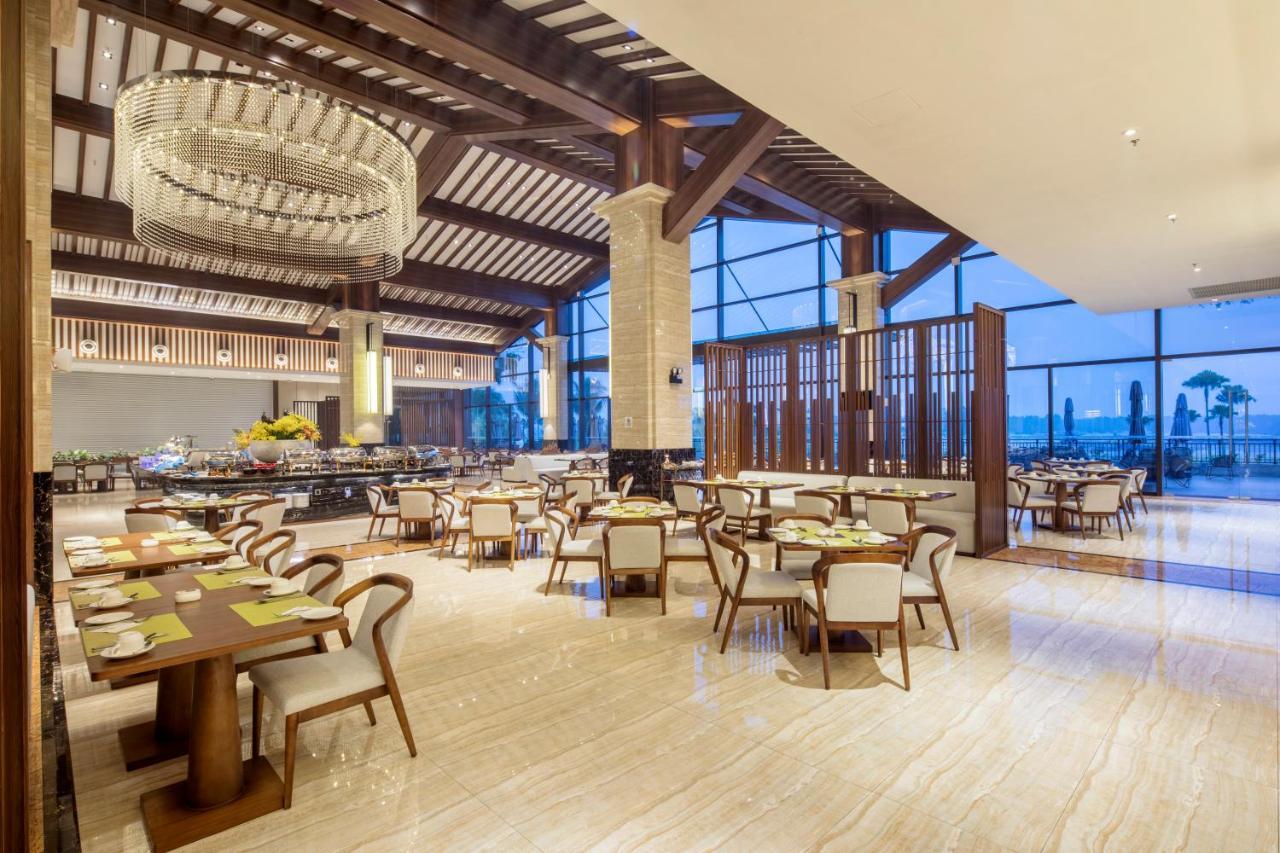 Forest City Golf Hotel Nusajaya  Esterno foto
