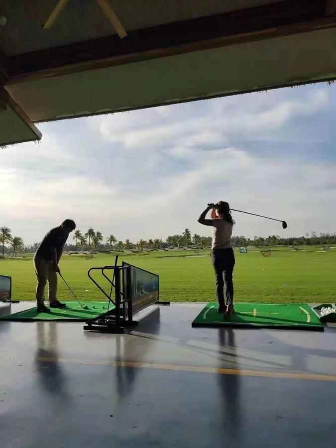 Forest City Golf Hotel Nusajaya  Esterno foto