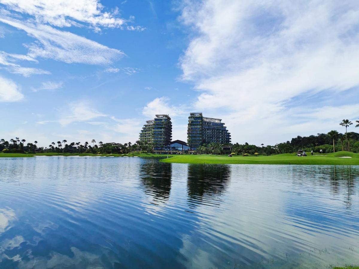Forest City Golf Hotel Nusajaya  Esterno foto