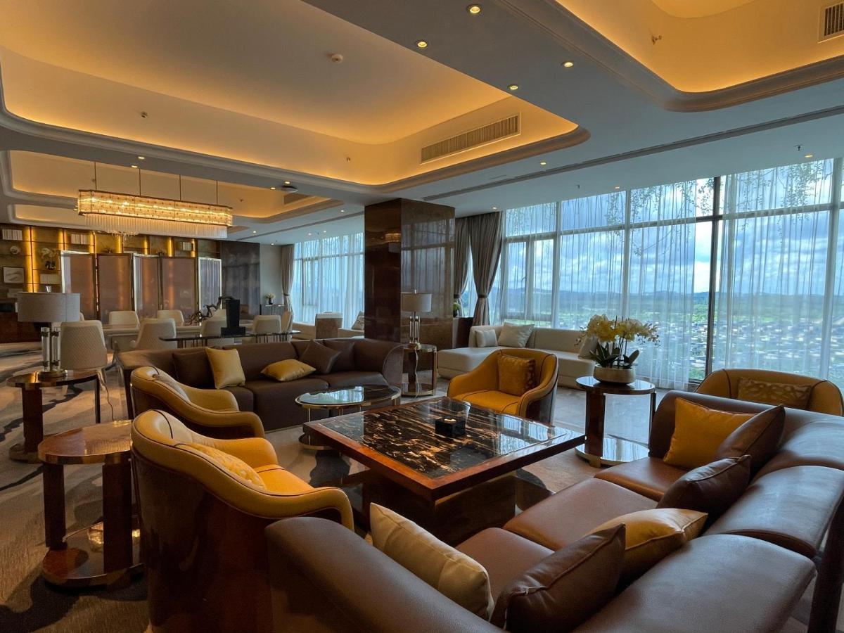 Forest City Golf Hotel Nusajaya  Esterno foto